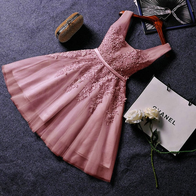 Elegante Perle Rosa Abschlussballkleider 2020