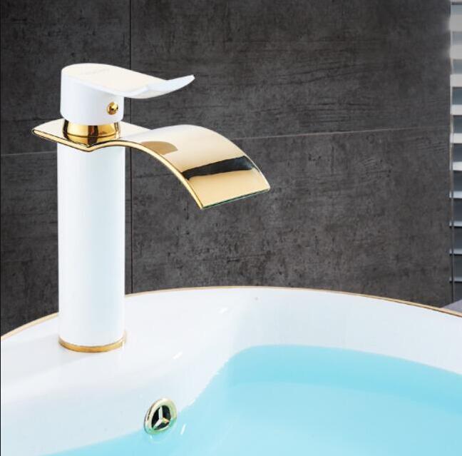 Gold-weißer Wasserfall-Wasserhahn fürs Bad, Messing, heiß-kalt, Waschbecken