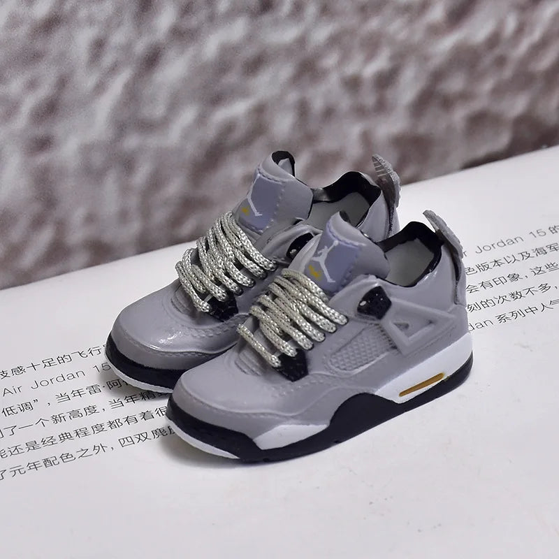 17cm Labubu Schuh Modell Spielzeug Vinyl Puppe Turnschuhe Sportschuhe Unisex Geburtstag Geschenk auf Lager 36 Styles verfügbar