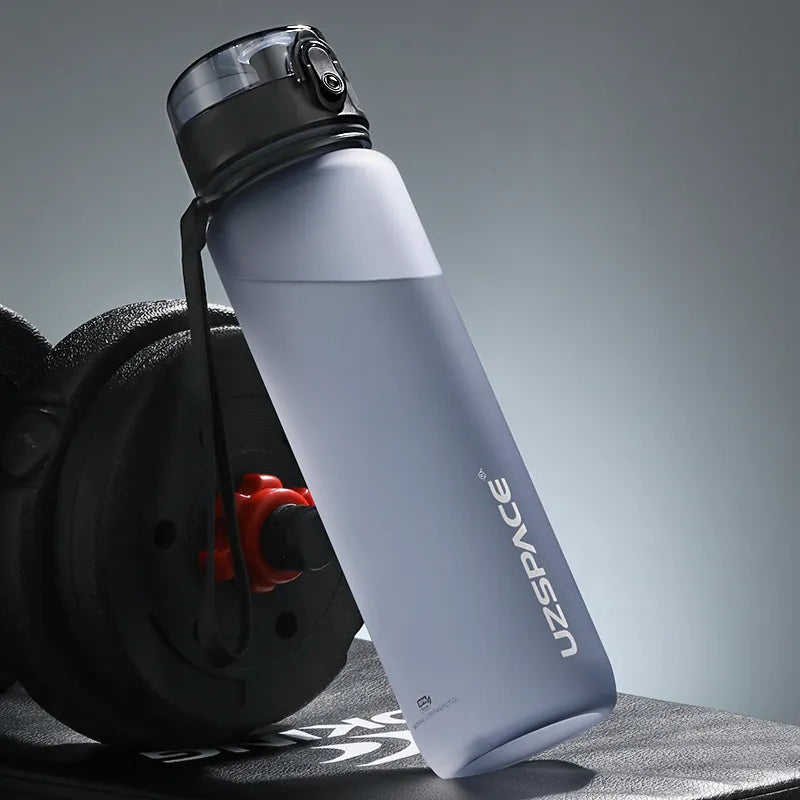 Sport Wasserflasche 500/1000ML Protein Shaker Outdoor Reisen BPA frei