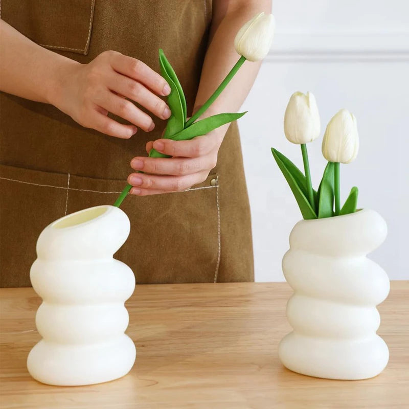 1PC Plastic Spiral White Vase Nordic Creative Flower Arrangement Container