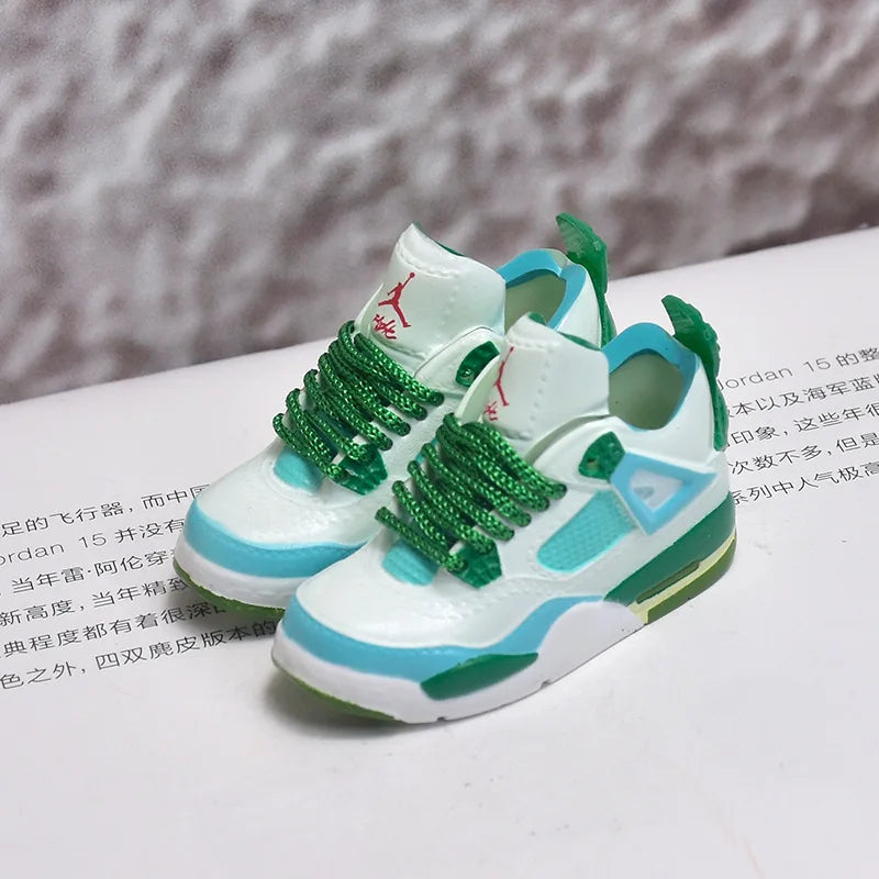 17cm Labubu Schuh Modell Spielzeug Vinyl Puppe Turnschuhe Sportschuhe Unisex Geburtstag Geschenk auf Lager 36 Styles verfügbar