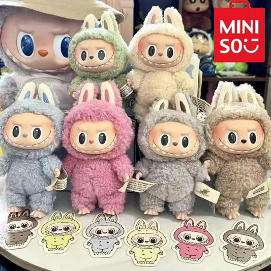 Miniso V1 Labubu Monster Herzschlag Macaron Emaille gefüllte PVC-Figur niedlich Kawaii Spielzeug Tischplatte Ornament für Kinder Geburtstag