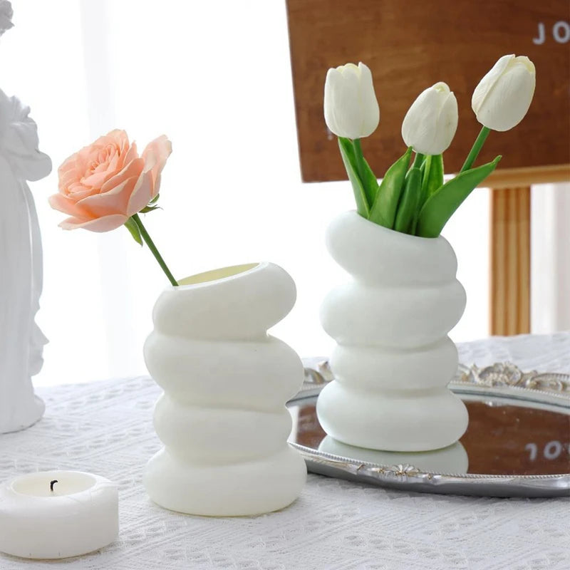 1PC Plastic Spiral White Vase Nordic Creative Flower Arrangement Container